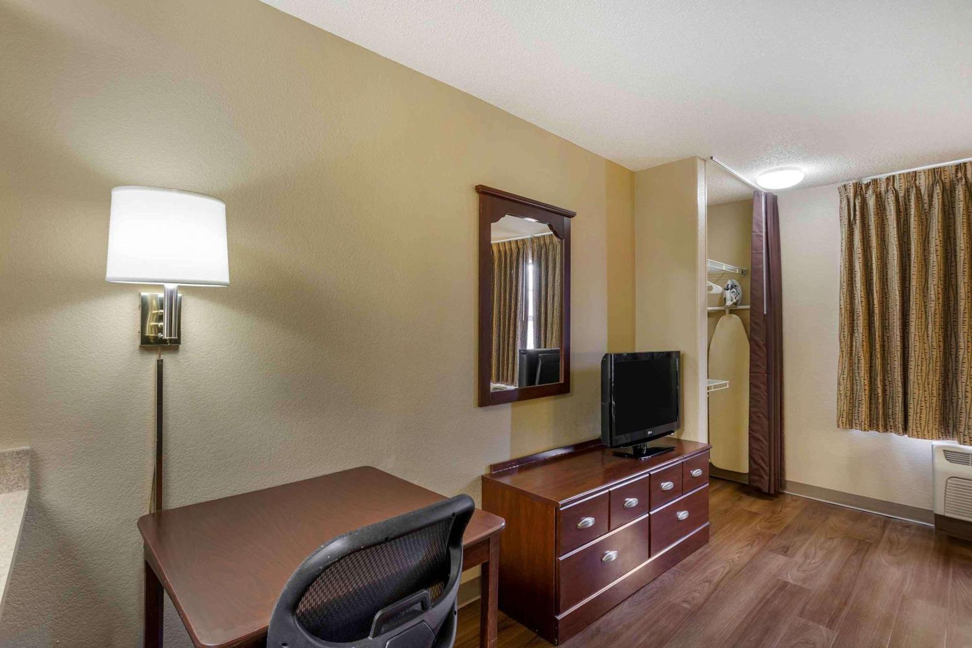 Extended Stay America Suites - Philadelphia - Horsham - Welsh Rd Exterior foto